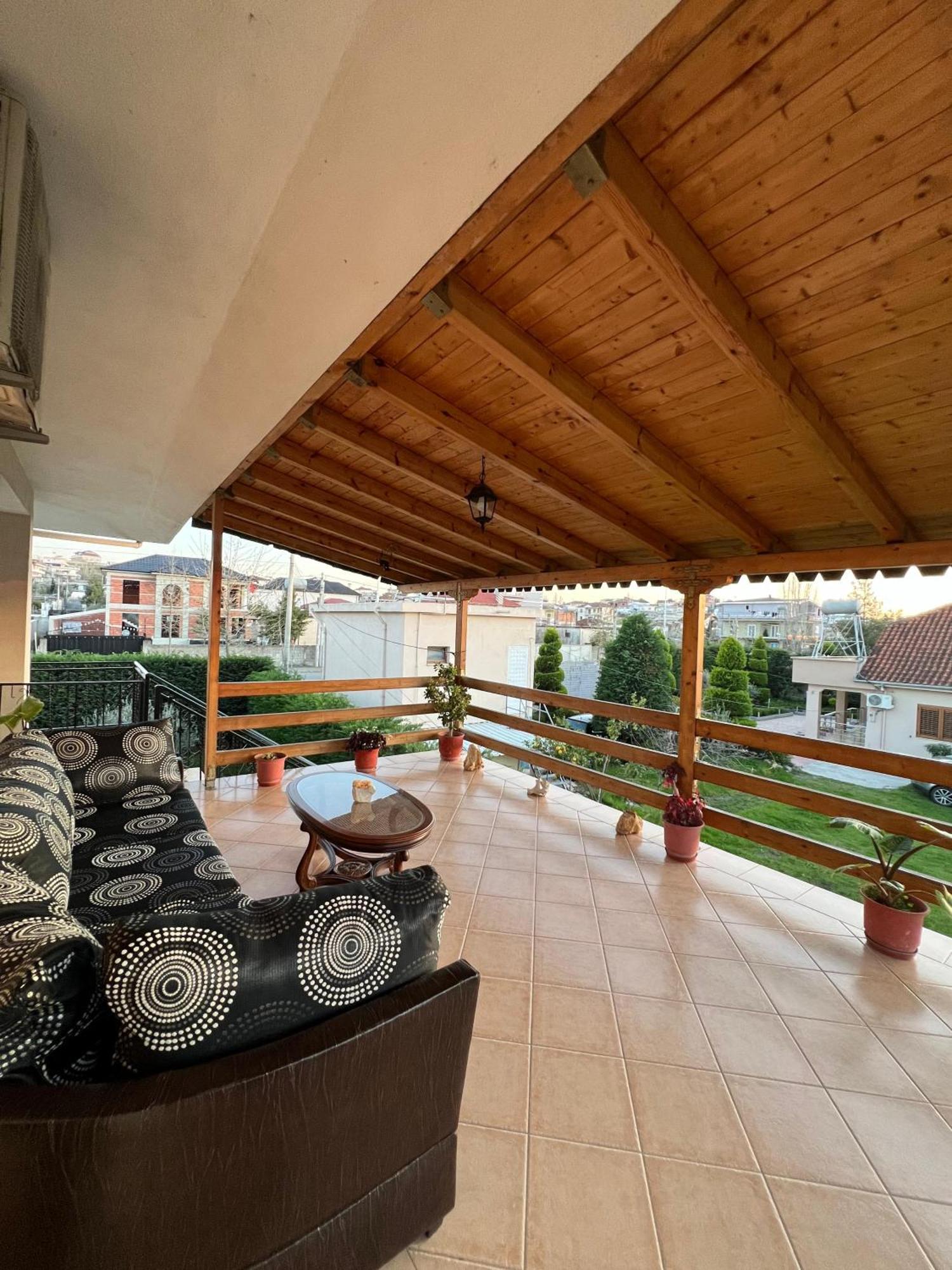 Villa Cerpja Kamez Εξωτερικό φωτογραφία
