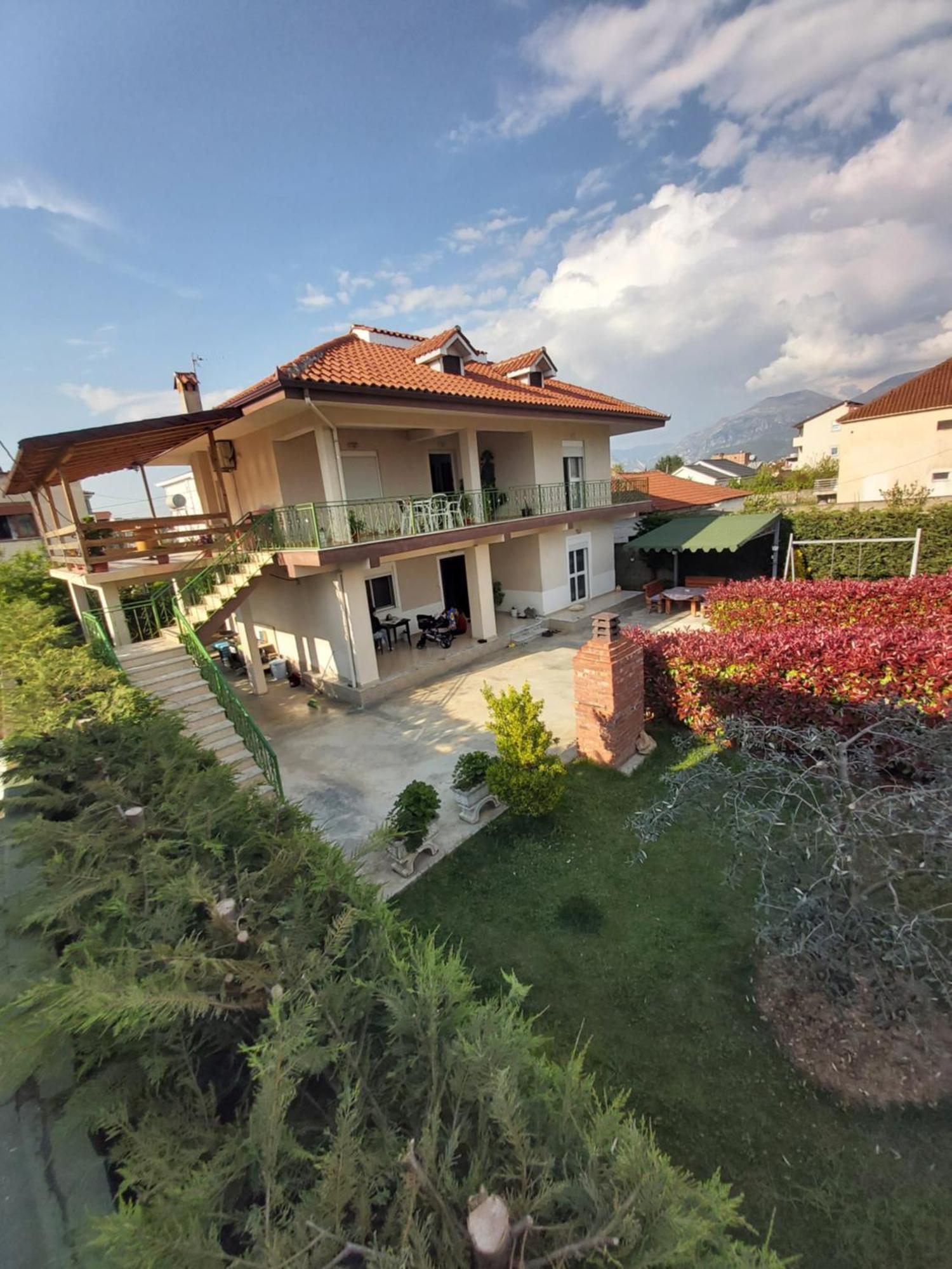 Villa Cerpja Kamez Εξωτερικό φωτογραφία